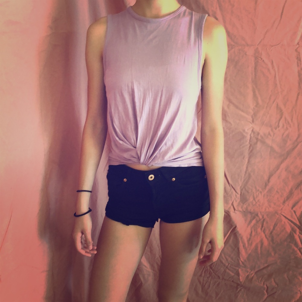 5/$25 Knotted crop too